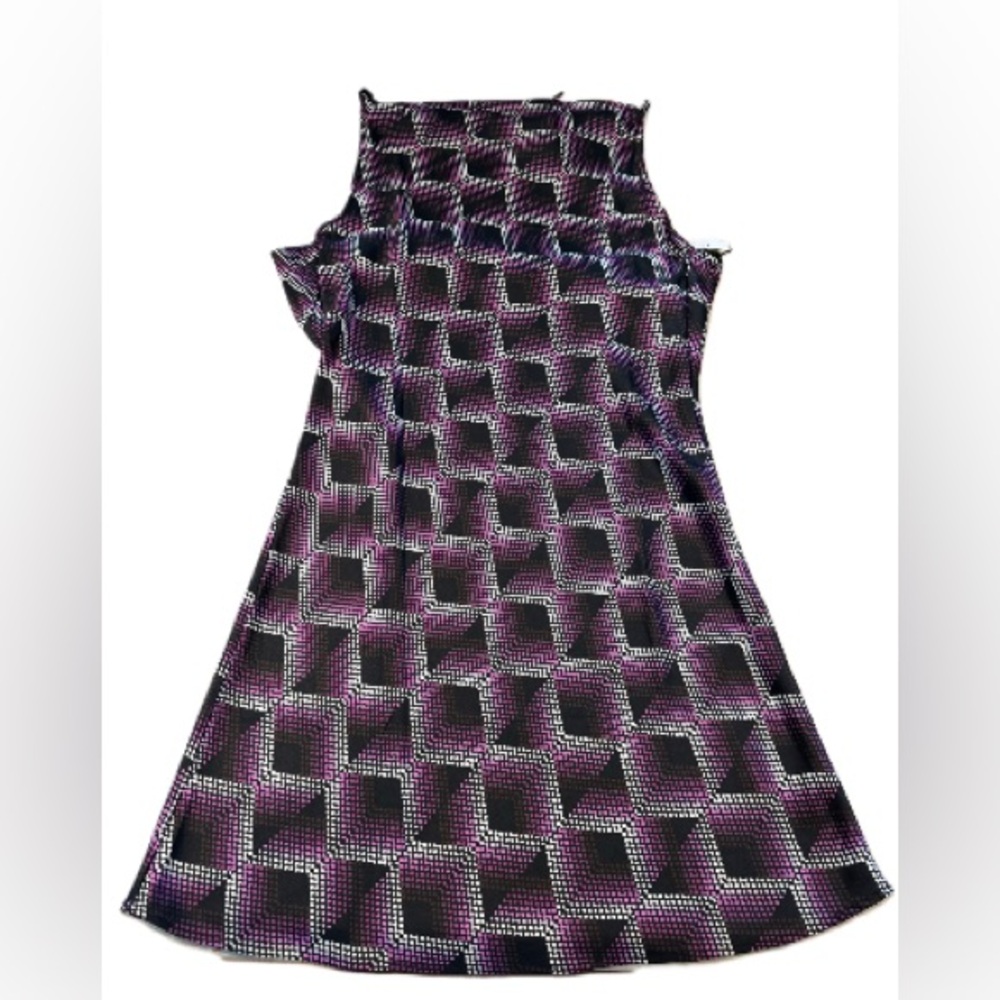 BP JUNIOR DRESS NWT SIZE MEDIUM/ BLACK PINK BURGUNDY WHITE GEOMETRIC DESIGN